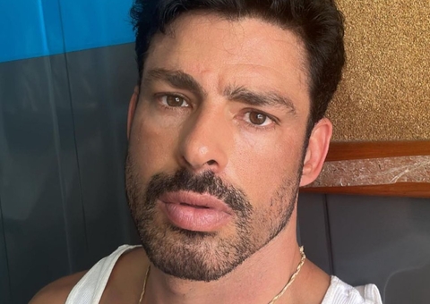 Cauã Reymond engata namoro com dentista, afirma Leo Dias 