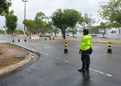 Trânsito na Ponta Negra será alterado durante ‘Um Sonho de Natal’ no domingo