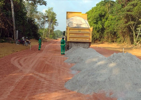 Mais de R$ 77 milhões são investidos em pavimentação de ramal na BR-174