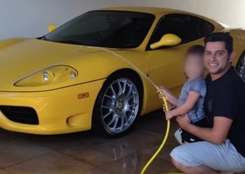 Calote? Justiça obriga cantor Léo Magalhães a pagar Ferrari comprada em 2014