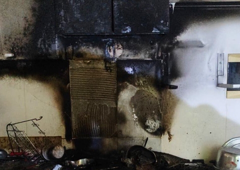 Curto-circuito provoca incêndio em casa em Manaus