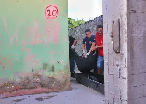 Criminosos invadem quarto de mulher e a matam a tiros em Manaus