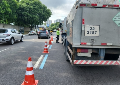 Caminhoneiros são autuados por trafegar em zona máxima de restrição em Manaus
