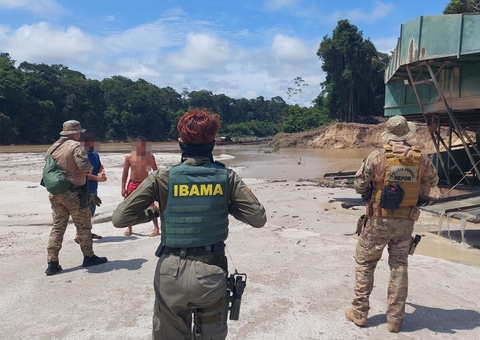 PF e Ibama deflagram operação contra garimpo ilegal em fronteira do Amazonas