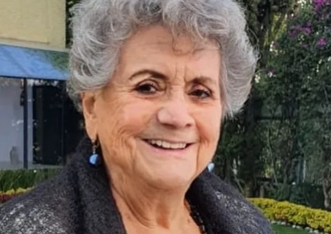 Atriz mexicana Queta Lavat, de 'A Usurpadora', morre aos 94 anos 