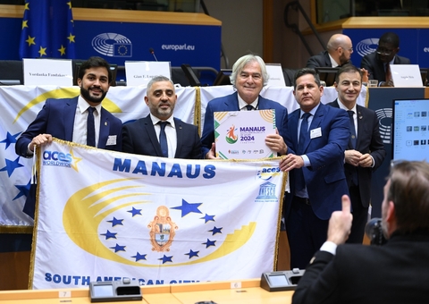 Manaus recebe prêmio de ‘Cidade Sul-Americana do Desporto’ de 2024 na Bélgica