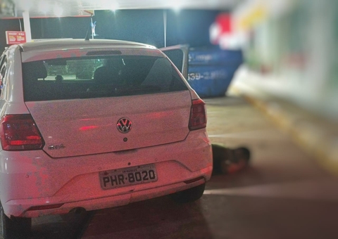 Homem é morto com 14 tiros em posto de combustíveis em Manaus