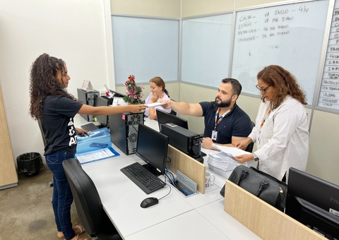 Bolsa Universidade: Prefeitura de Manaus orienta para prazo de entrega de documentos 