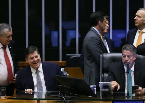 Câmara aprova texto-base da reforma tributária em primeiro turno