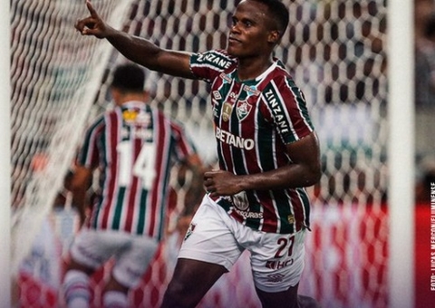 Fluminense vence a LDU por 2 a 0 e conquista a Recopa Sul-Americana