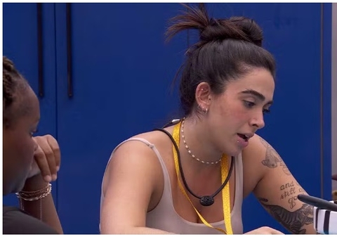 Na Mira do Líder: Giovanna cogita dar pulseira para Bin Laden, ex-affair