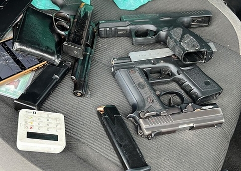 Após denúncia, grupo é preso com armas e motos em comunidade indígena em Manaus