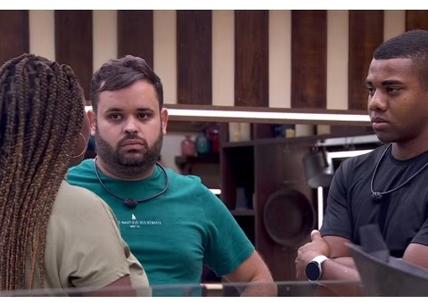 Davi confronta Raquele sobre votação entre brothers vetados