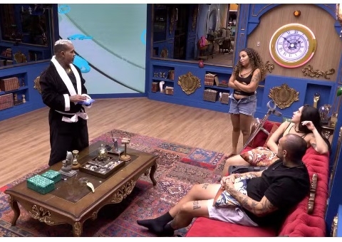 Rodriguinho critica cabelo da Pitel: 'parece o bozo'
