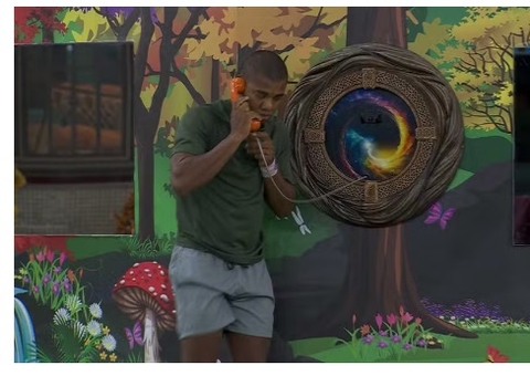 Davi atende Big Fone e divide brothers em 2 grupos; veja