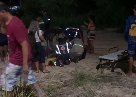 Motorista fica ferido após perder controle e capotar carro no Distrito