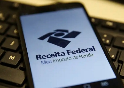 Lula edita MP que isenta de Imposto de Renda quem ganha até 2 salários mínimos