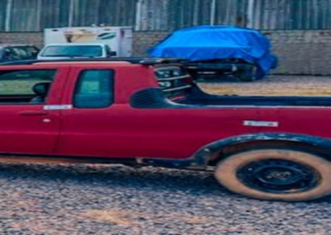 PRF descobre veículos adulterados durante inspeção no parqueamento em Manaus