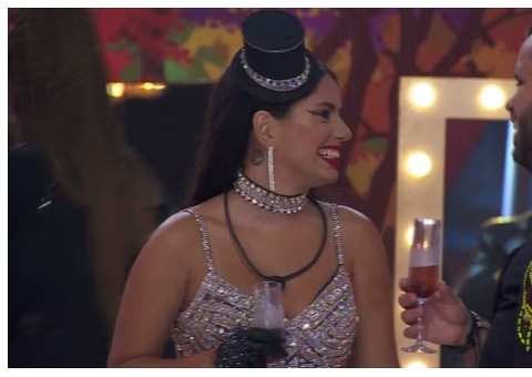 Após atritos, Fernanda elogia Alane durante festa: 'Olha como está legal'