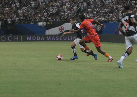 Vasco entra no G4 após vencer Audax por 1 a 0 na Arena da Amazônia