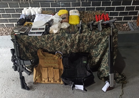 Chefe de organização criminosa, Pacu é preso com fuzil, drones e drogas em Iranduba