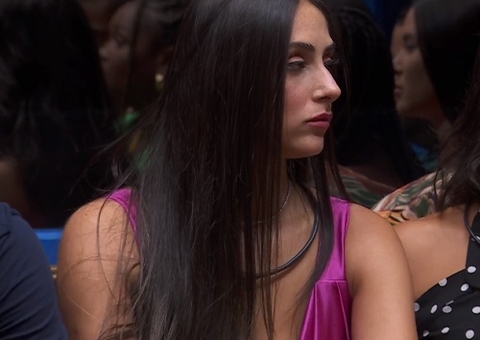 Líder Raquele indica Deniziane ao paredão