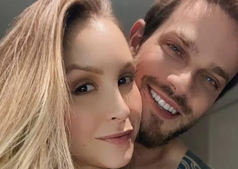 Após negar reconciliação, Carla Diaz é flagrada com Felipe Becari 