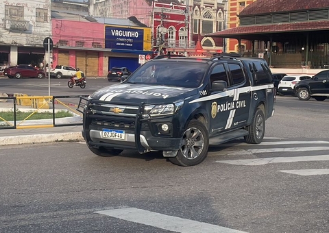 Cabeça decapitada é encontrada com gorro de Papai Noel no Roadway de Manaus