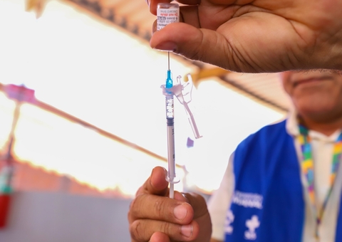 Manaus retoma vacinação contra a Covid na terça com horário ampliado; veja