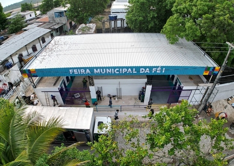 Primeira feira municipal do Colônia Antônio Aleixo é inaugurada nesta quinta