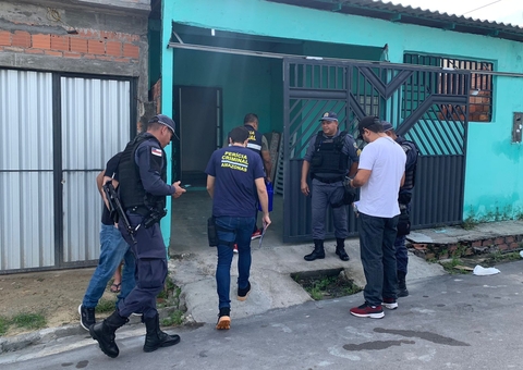 Criminosos invadem casa, executam homem e deixam mulher ferida em Manaus 