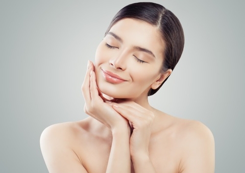 Sêmen de salmão vira queridinho em tratamentos para pele; dermatologista explica