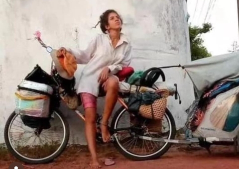 Artista cicloviajante Julieta Hernández desaparece no Amazonas