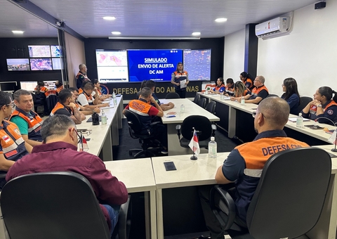 Defesa Civil faz treinamento de preparação contra desastres no Amazonas