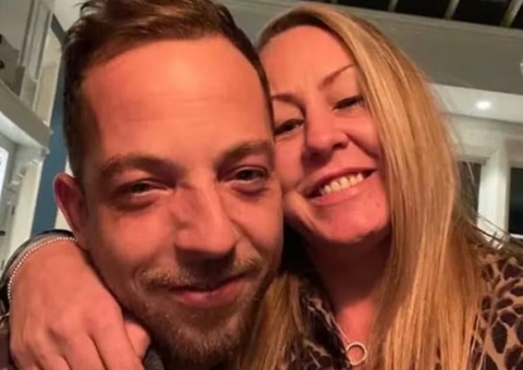 Esposa do cantor James Morrison é encontrada morta 