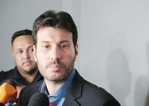 Pai que agrediu filha de 2 anos por vingança em Manaus culpou ex por agressão