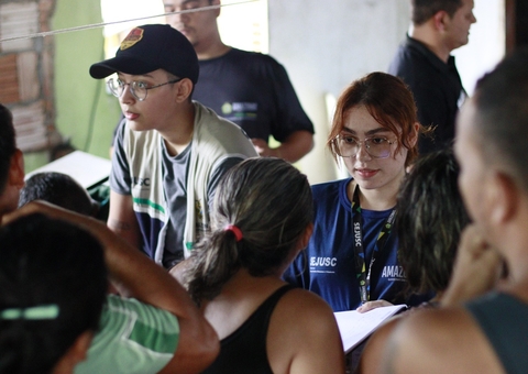Ação garante emissão de documentos para famílias atingidas por incêndio em Manaus