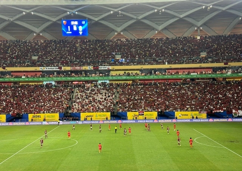 Flamengo abre o placar aos 3 minutos contra o Audax em Manaus