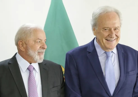 Lula assina nomeação de Lewandowski no Ministério da Justiça