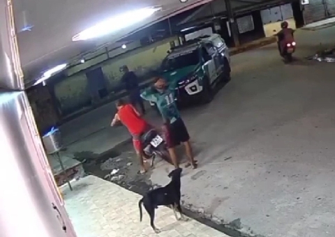 Assaltantes são pegos no flagra pela polícia durante assalto no Nova Vitória; vídeo