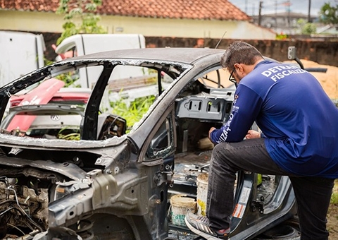 Empresas de desmonte de veículos são fiscalizadas pelo Detran Amazonas