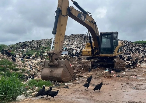 Ibama denuncia descarte irregular de resíduos sólidos no lixão de Tefé