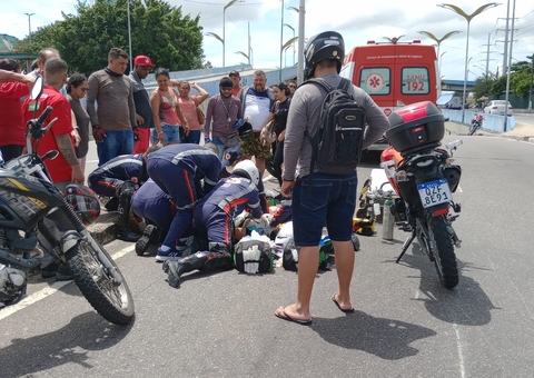 Idosa é atropelada por moto ao tentar atravessar a avenida Grande Circular