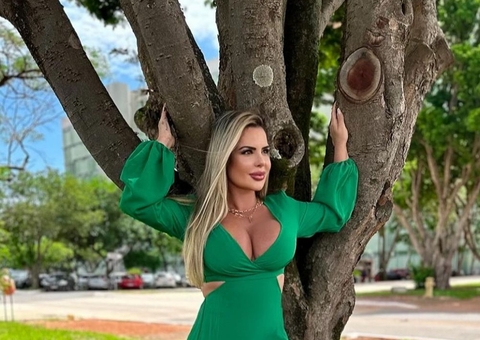 Ex-A Fazenda Denise Rocha inicia relacionamento com árvore e explica