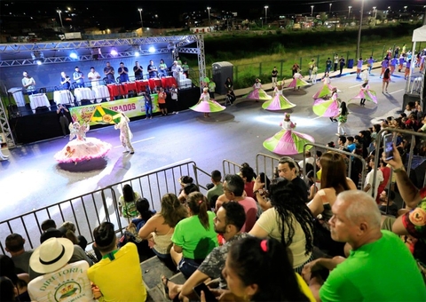 Carnaval do Povão em Manaus terá desfiles de escolas de samba