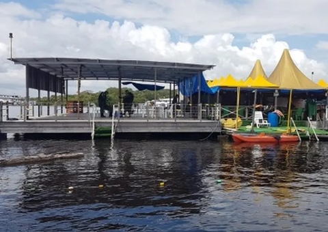 Justiça cobra MPAM sobre retirada de flutuantes do Tarumã