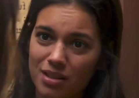 Alane teme eliminação do BBB24 após assustar Davi com barata falsa