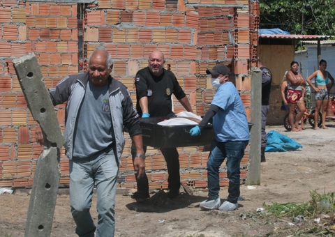 Ajudante de pedreiro é executado por engano no bairro Tarumã
