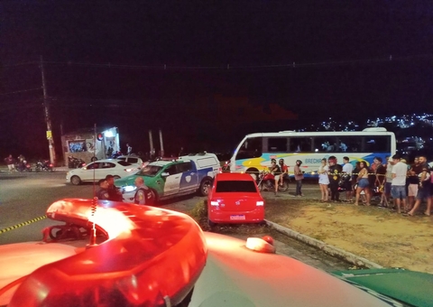 Homem é perseguido e morto dentro de carro no Nova Cidade