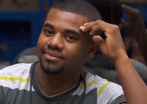 Davi dá alvo para Isabelle no Queridômetro 